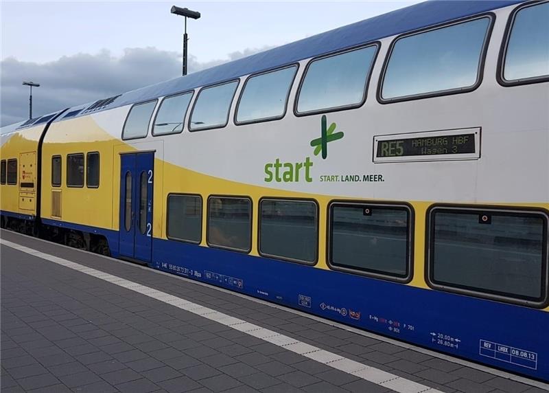 Bahnsteigarbeiten in Hamburg: Start-Züge enden und beginnen in Harburg Die Verkehrsgesellschaft „Start Unterelbe“ bedient die Bahnstrecke Cuxhaven–Stade–Hamburg. Foto: Stephan