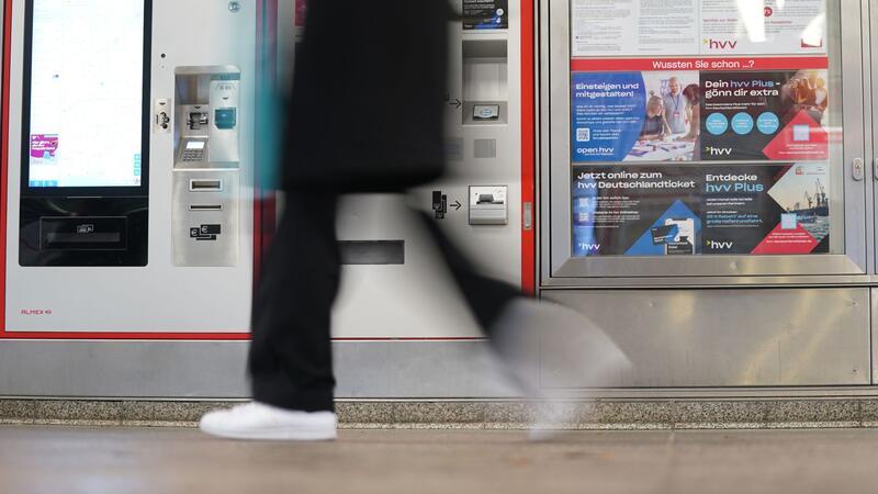 Deutschlandticket für Studierende nicht überall Die Verkehrsminister hatten sich darauf verständigt, das vergünstigte Deutschlandticket ab dem Sommersemester auch als Semesterticket anzubieten.