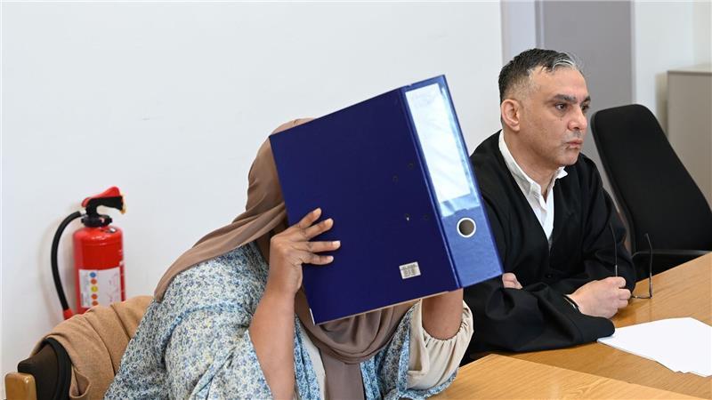 Die Verteidigung wirft der Nebenklägerin Falschaussage vor und will Strafantrag stellen (Archivbild).