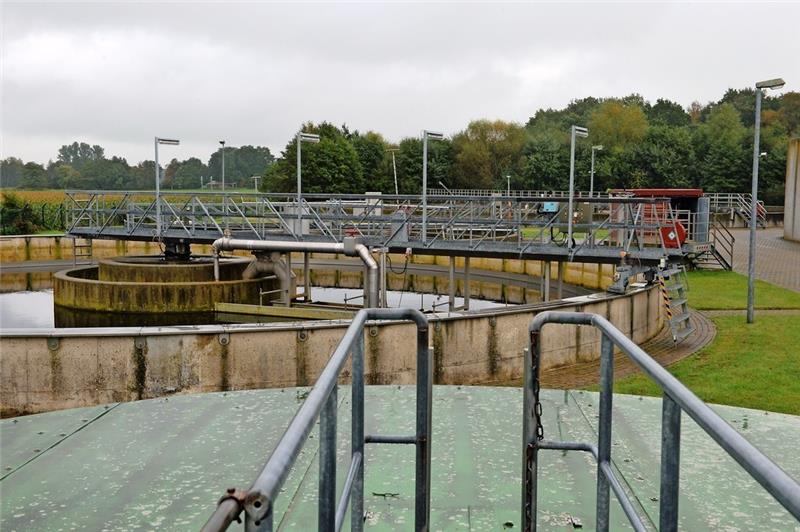 Die Verwaltung möchte, dass das Asper Schmutzwasser in die Fredenbecker Anlage fließt.