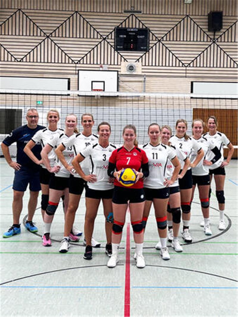 Volleyball hat schweren Stand – Stader Kreisteams bemüht und optimistisch Die Volleyballerinnen der VSG Altes Land.