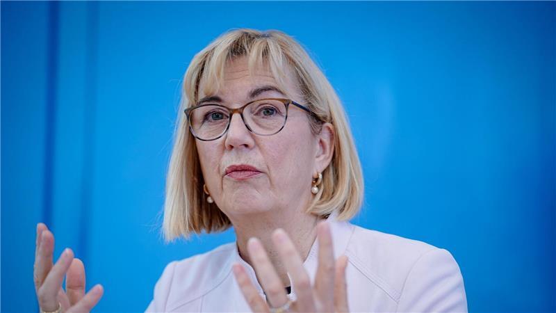 Die Vorsitzende der Ärztegewerkschaft Marburger Bund, Susanne Johna, geht davon aus, dass die Reform zu weniger Terminen bei Hausärzten führt. (Archivbild)