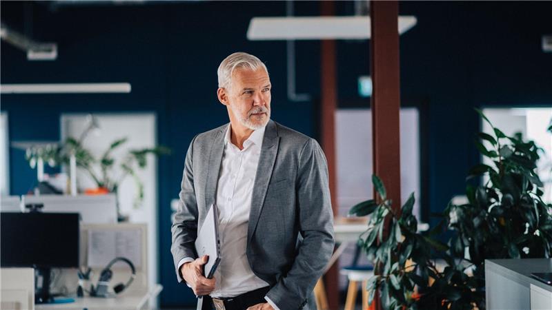 So schaffen Sie den beruflichen Aufstieg Die Vorstellungen davon, was eine erfolgreiche Karriere ausmacht, verändern sich über verschiedene Generationen.