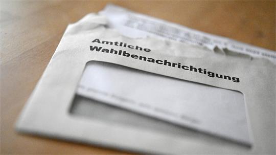 Die Wahlbenachrichtigung kommt als Brief, nicht als Karte. (Archivbild)