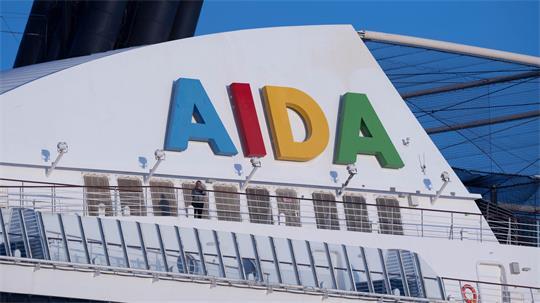 Die Weltreise mit der Rostocker Kreuzfahrt-Reederei Aida Cruises kostete laut Gericht 68.600 Euro. 