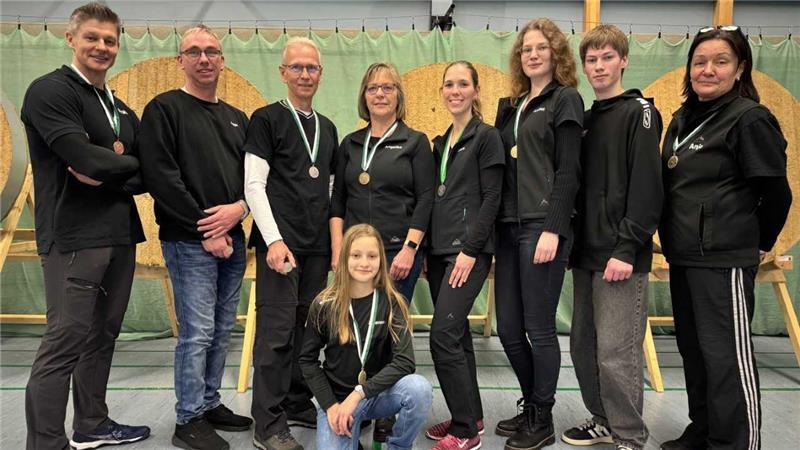Die Wiepenkathener Bogenschützen waren bei den Landesmeisterschaften sehr erfolgreich.