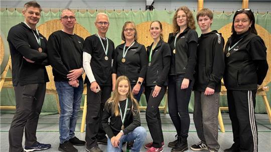 Die Wiepenkathener Bogenschützen waren bei den Landesmeisterschaften sehr erfolgreich.