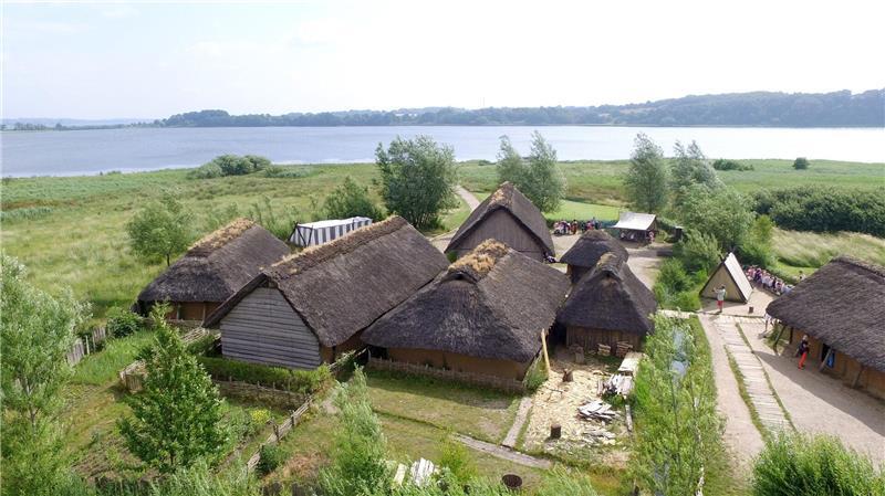 Zahlreiche Veranstaltungen im Norden zum Welterbetag Die Wikingerstätten Haithabu und Danewerk sind die jüngsten Welterbestätten in Schleswig-Holstein. (Archivbild)