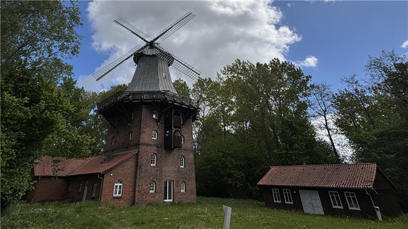Bauantrag gestellt: Bald gibt es Ferienwohnungen in Stades alter Mühle Die Windmühle am Schiffertor ist die letzte ihrer Art in Stade.