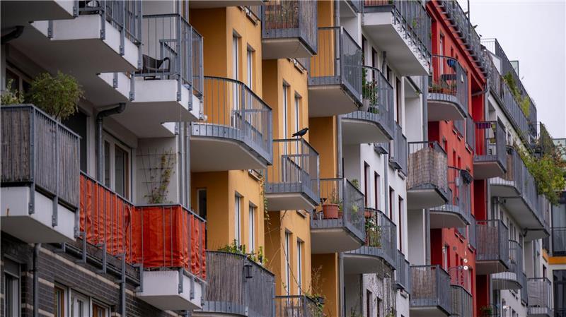 Hohe Mieten in Großstädten verschärfen Ringen um Fachkräfte Die Wohnkosten in Großstädten sind für viele Menschen nur schwer zu stemmen. (Archivbild)