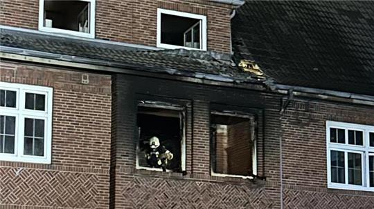 Die Wohnung im ersten Obergeschoss wurde zerstört.