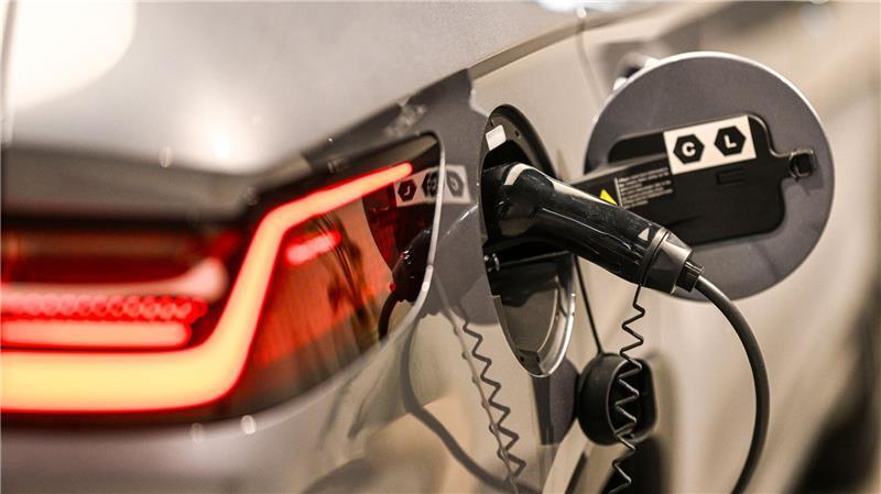 Die Zahl der Elektroautos auf deutschen Straßen nähert sich zwei Millionen. 