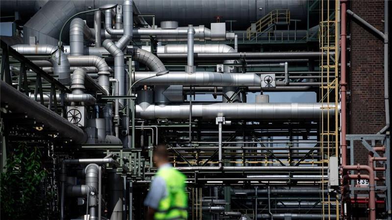 Firmengründungen stark gesunken - „Innovationslücken drohen“ Die Zahl der Gründungen in der Industrie sinkt stark, vor allem in forschungsintensiven Branchen wie Chemie (Archivbild)