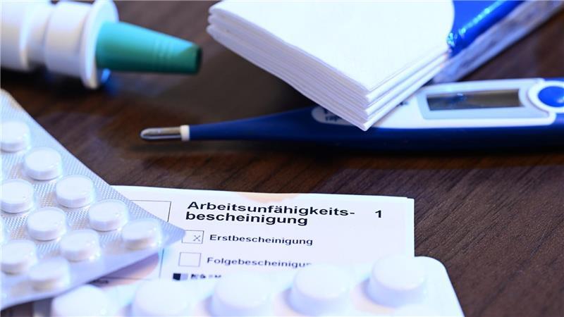 Die Zahl der Krankschreibungen in Hamburg ist Daten großer Krankenkassen zufolge rückläufig. (Symbolbild)