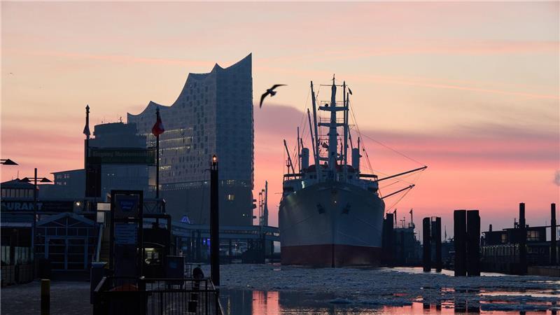 Die Zahl der Übernachtungen in Hamburg ist im vergangenen Jahr leicht auf rund 16,5 Millionen gestiegen. (Archivbild)