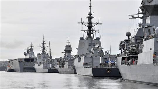 Die Zahl der australischen Kriegsschiffe wird sich in den kommenden Jahrzehnten auf 26 mehr als verdoppeln, was als die größte Aufstockung der Marinekapazitäten aller Zeiten bezeichnet wird.