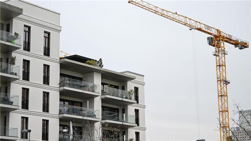 Die Zahl der gemeldeten Baugenehmigungen ist ein wichtiger Frühindikator für die zukünftige Bauaktivität: Was nicht genehmigt wird, kann später auch nicht gebaut werden. (Symbolbild)