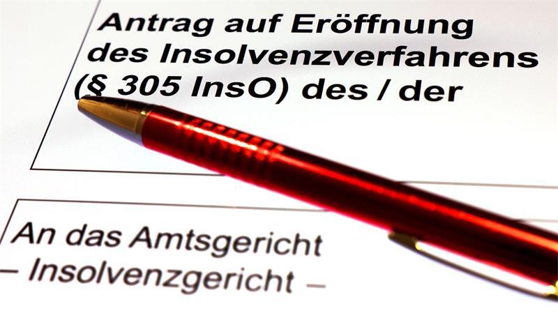 Die Zahl der insolventen Unternehmen mit einem Jahresumsatz von mindestens 50 Millionen Euro steigt einer Untersuchung zufolge weiter. (Symbolbild)