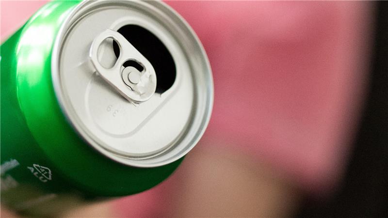 Die Zeitschrift „Öko-Test“ untersuchte 22 Energydrinks und fällt ein vernichtendes Urteil.