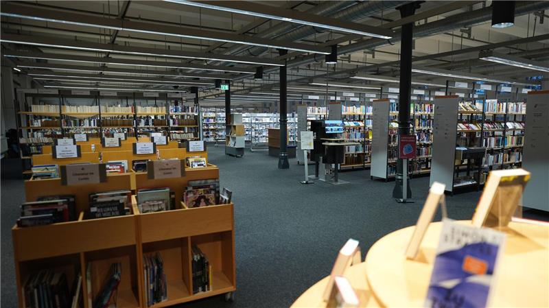 20 Bücherhallen in Hamburg bleiben über Weihnachten offen Die Zentralbibliothek liegt in unmittelbarer Nähe zum Hauptbahnhof.