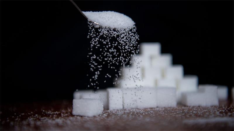 Die Zuckerzufuhr der Deutschen liegt weit über den empfohlenen Werten. (Symbolbild)