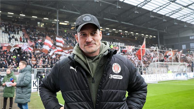 Die Zuversicht ist bei FC St. Paulis Cheftrainer Alexander Blessin zurückgekehrt.  