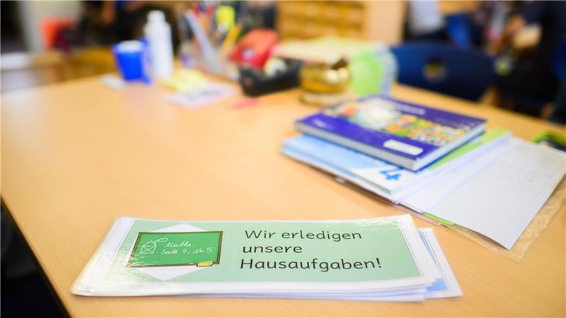 Die außerunterrichtlichen Angebote an Ganztagsgrundschulen sind grundsätzlich kostenlos. Kosten können allerdings etwa für das Mittagessen oder bestimmte Materialien entstehen. (Symbolbild)