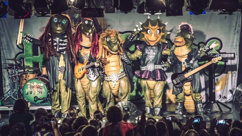 Die beliebte Dino-Rockband Heavysaurus kommt wieder nach Stade.
