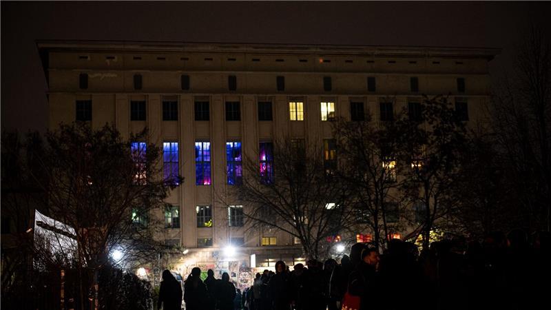 Das sind die besten Clubs in Deutschland und der Welt Die berühmte Schlange vor dem Berliner Technoclub „Berghain“ - der Name leitet sich vom Standort im Berliner Bezirk Friedrichshain-Kreuzberg ab. (Archivbild)