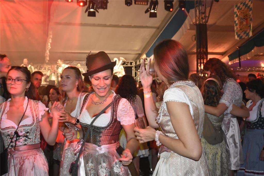 Die besten Party-Bilder aus Revenahe.