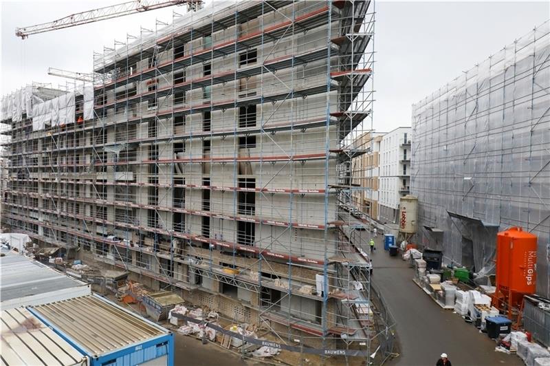 Die bevölkerungsreichsten Stadtteile sind seit fünf Jahren Rahlstedt (93.906 Menschen), Billstedt (71.727 Menschen), Winterhude (57.672 Menschen) und Eimsbüttel (57.538 Menschen). Foto: Charisius/dpa