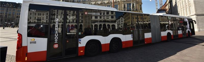 Die bisherigen XXL-Busse werden nach und nach in Rente geschickt und durch „Capacity L“ Fahrzeuge von Mercedes ersetzt. Foto Marc-Oliver Schulz