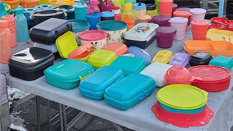 Tupper-Partys vor dem Aus? – So leiden Verkäuferinnen Die bunten Dosen von Tupper gehörten über Jahrzehnte in jede Küche. Inzwischen kämpft der Konzern um seine Existenz. Foto: privat