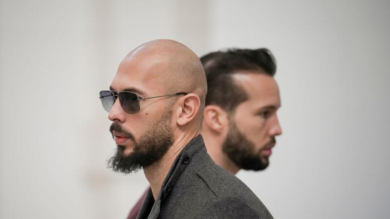 Tate-Brüder dürfen Rumänien nun doch nicht verlassen Die der sexuellen Gewalt angeklagten Brüder Tate dürfen nun doch nicht aus Rumänien ausreisen.