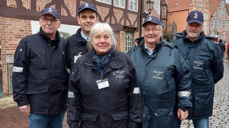 Stade hat zu wenig Bürger im Dienst – Streifen in Innenstadt Die derzeit fünf Bürger im Dienst freuen sich auf weitere Unterstützung.