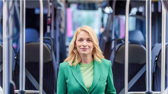 Die designierte neue Bahnchefin hat vor einigen Monaten selbst einen Lokführerschein gemacht.