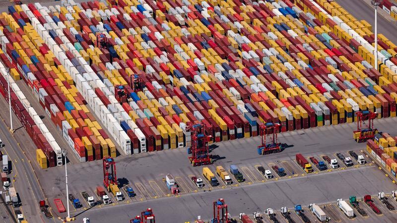 Deutsche Wirtschaft schrumpft im zweiten Quartal leicht Die deutsche Wirtschaft ist im zweiten Quartal leicht geschrumpft (Archivfoto)