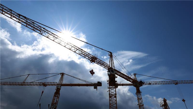 Die deutsche Wirtschaft soll wieder Fahrt aufnehmen, erwartet die Regierung.