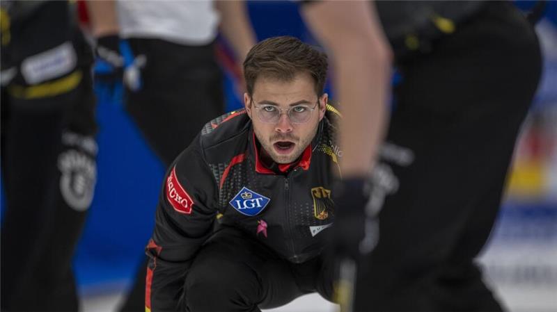 Gold in Finnland: Curling-Männer holen EM-Titel Die deutschen Curling-Männer um Skip Marc Muskatewitz sind Europameister.