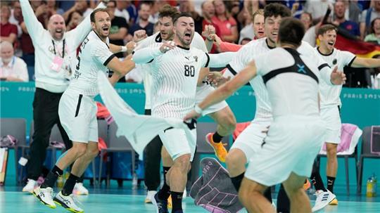 Die deutschen Handballer bestreiten ihre WM-Generalprobe gegen Brasilien. 