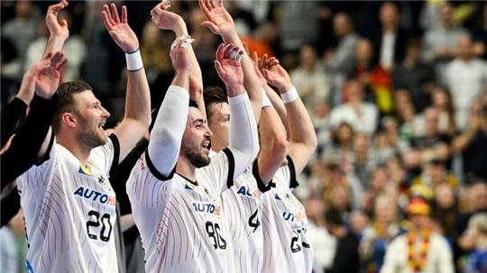 Die deutschen Handballer wollen das Halbfinale erreichen.