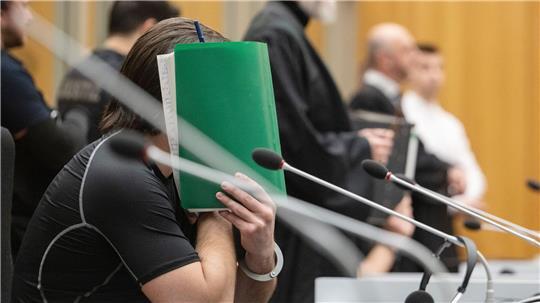 Die drei Männer kommen alle aus der Ukraine.