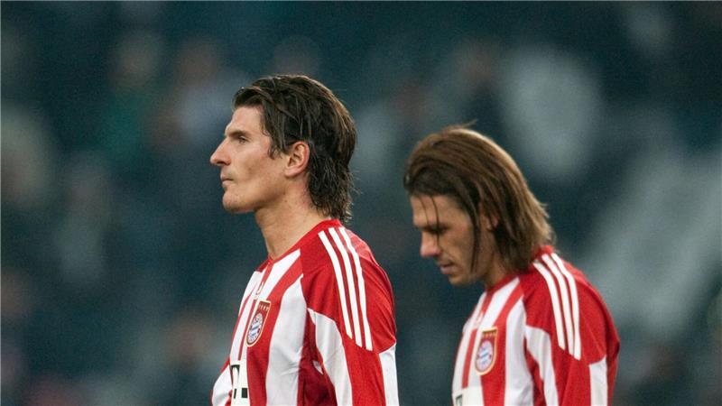 Nachfolger von Werner: Demichelis neuer Coach in Leipzig Die ehemaligen Bayern-Spieler Mario Gomez (l) und Martín Demichelis werden sich wohl bald im RB-Kosmos wiedersehen. (Archivbild)
