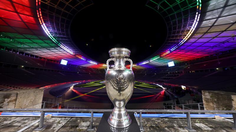 Tickets für EM 2024: So kommen Fans noch an Karten Die ersten Gewinner wissen bereits, ob sie Tickerts für das EM-Finale bekommen.
