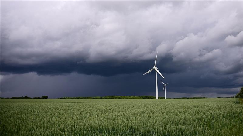 Die ersten Gewitter haben Niedersachsen erreicht. 