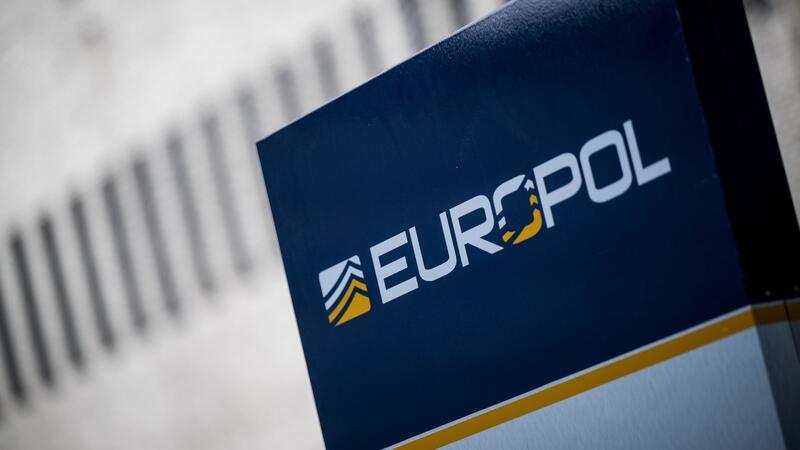 Europol: Drogenhandel „aktiver denn je“ Die europäische Polizeibehörde Europol versucht den illegalen Drogenhandel einzudämmen.