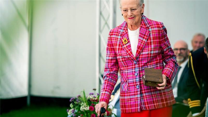 Königin Margrethe nach Sturz aus Krankenhaus entlassen Die frühere Monarchin wird in den kommenden Monaten eine Halskrause tragen müssen. (Archivbild)