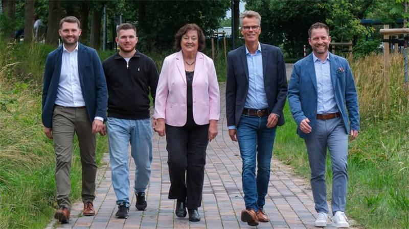 Die fünf Kandidaten der FWG Bargstedt (von links): Fabian Rentzsch, Niklas Stelling, Christa Westhof, Kai Boinowitz und Matthias Albers.
