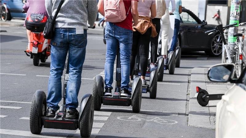 Die geplante Reform soll sich auch auf Elektrokleinstfahrzeuge erstrecken, auf denen man balanciert. (Symbolbild)
