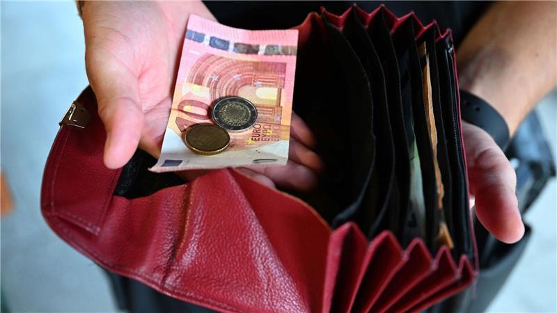Haushaltskasse erholt sich nur langsam von hoher Inflation Die hohen Teuerungsraten vergangener Jahre sind für Normalverdiener immer noch nicht ganz verdaut. (Symbolbild)